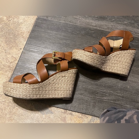 Michael Kors Celia Wedge - Picture 8 of 10